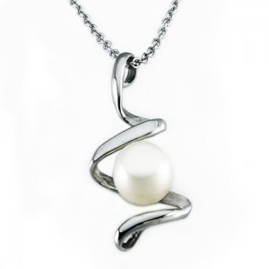 white-pearl-pendant